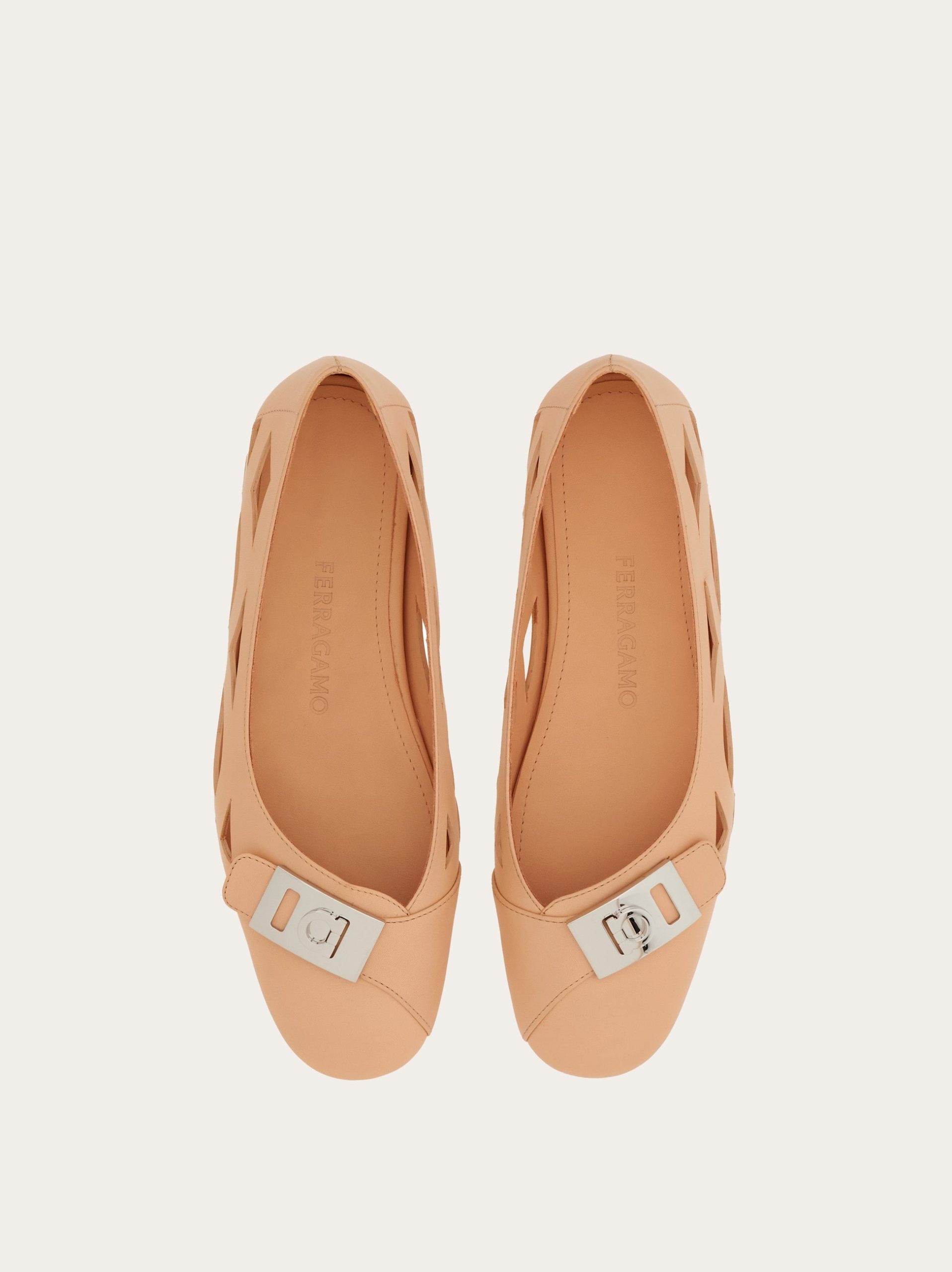 Ferragamo Hug buckle ballet flat - Image 6